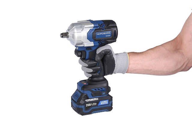 Гайковерт аккумуляторный, 1/2", 20 В, 1000 Нм, 2 аккумулятора 4 A и зарядное устройство, в кейсе NORDBERG NE808K