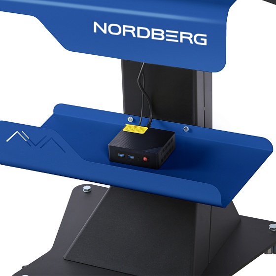 Стенд сход-развал 3D настенный, без колонны NORDBERG C802-C_синий