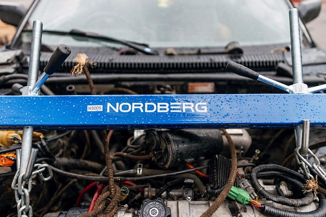 Стенд для вывешивания двигателей 500 кг, L=150 см NORDBERG N3005