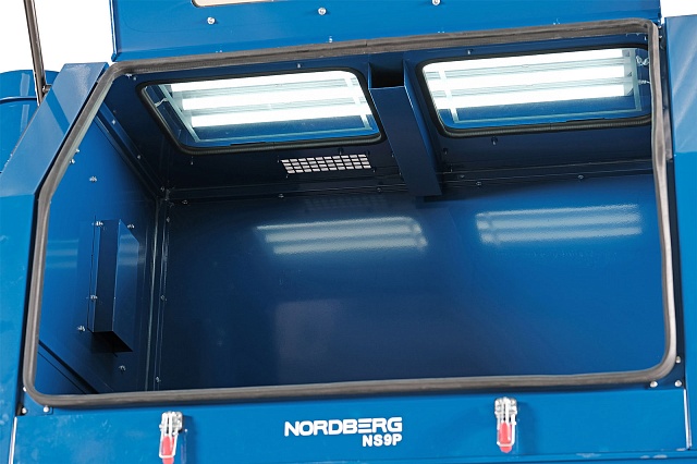 Камера пескоструйная с напорной системой подачи абразива NORDBERG NS9P